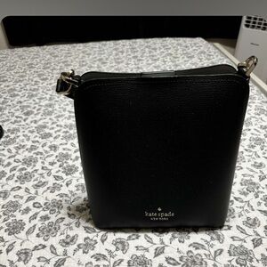 Black cross body Kate Spade purse